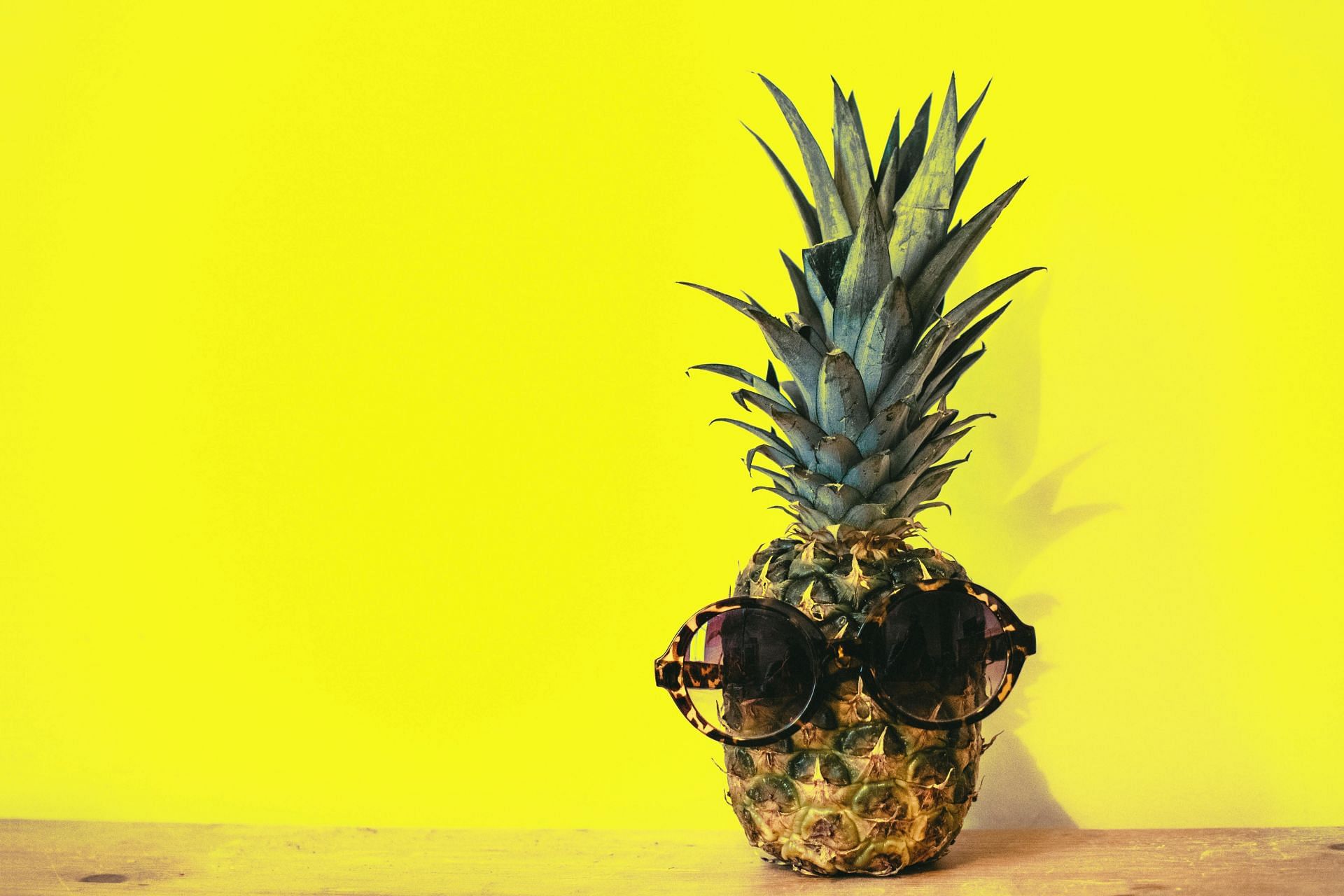 Symptoms of pineapple allergy (image sourced via Pexels / Photo by lisa)